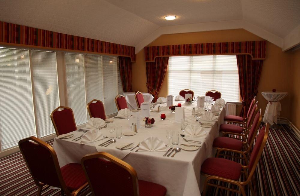 Abbotsford Hotel